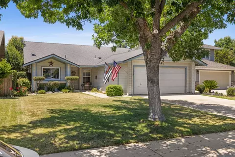 1009 Bobcat Ct, Modesto, CA 95358 photo 4