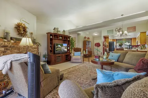 1009 Bobcat Ct, Modesto, CA 95358 photo 14