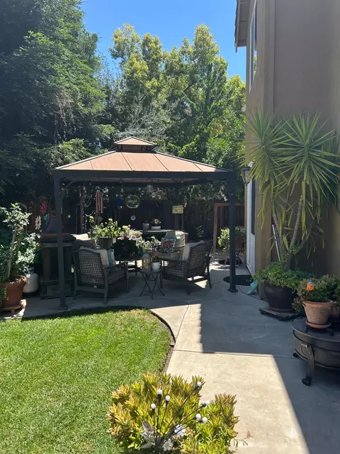 2304 Coconut Palm Way, Modesto, CA 95355 photo 17
