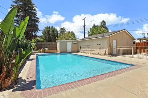 Exterior - 236 Emerson Ave, Modesto, CA 95350 photo 4 of 12