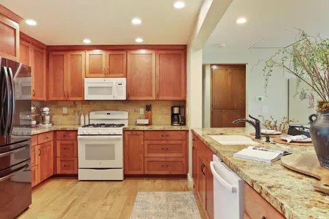 Kitchen - 236 Emerson Ave, Modesto, CA 95350 photo 4 of 7