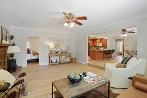 Living - 236 Emerson Ave, Modesto, CA 95350 photo 8 of 8