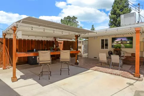 Exterior - 236 Emerson Ave, Modesto, CA 95350 photo 8 of 12