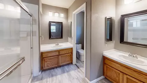 Bath - 3601 Koso St, Davis, CA 95618 photo 1 of 2