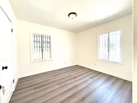 Bedroom - 6905 Halliday Ave, Oakland, CA 94605 photo 2 of 5