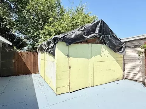 Exterior - 6905 Halliday Ave, Oakland, CA 94605 photo 7 of 10