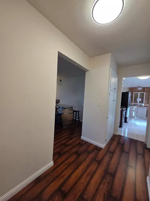 5710 Parkoaks Dr, Carmichael, CA 95608 photo 9