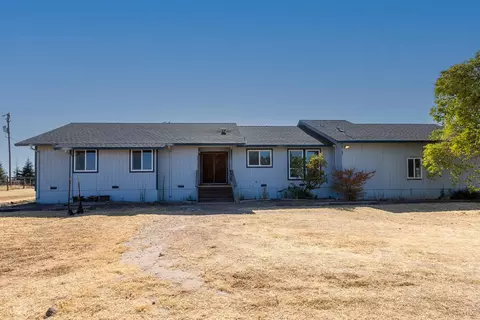 15710 Linn Rd, Lodi, CA 95240 photo 2