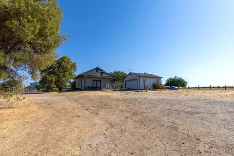 15710 Linn Rd, Lodi, CA 95240 photo 5