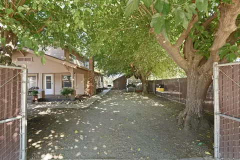 18529 E Hwy 88, Clements, CA 95227 photo 2