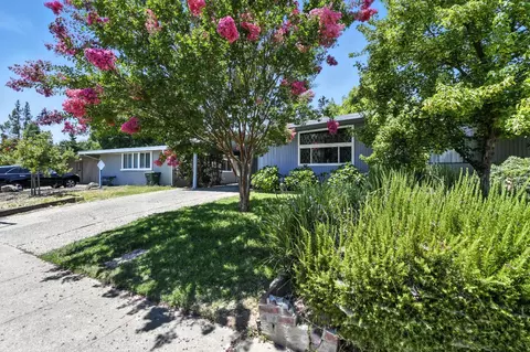 4601 Foster Way, Carmichael, CA 95608 photo 1