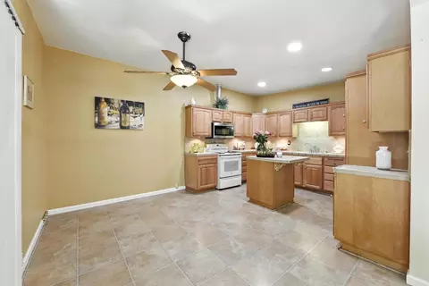 4601 Foster Way, Carmichael, CA 95608 photo 8