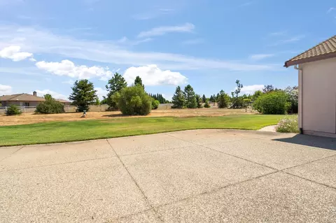 Exterior - 12701 Riding Trail Dr, Wilton, CA 95693 photo 6 of 9