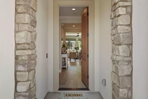 2650 Mayfair St, Lodi, CA 95242 photo 2