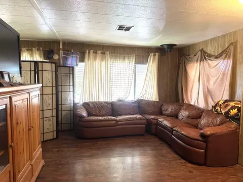 8405 W Oak St, Thornton, CA 95686 photo 4
