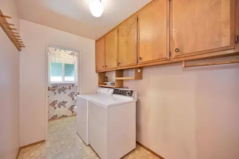 6251 Silverton Way, Carmichael, CA 95608 photo 9