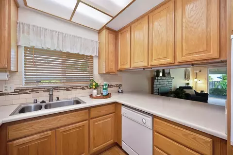 6251 Silverton Way, Carmichael, CA 95608 photo 11