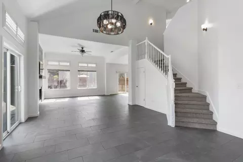 Living - 850 Evergreen Dr, Lodi, CA 95242 photo 2 of 8