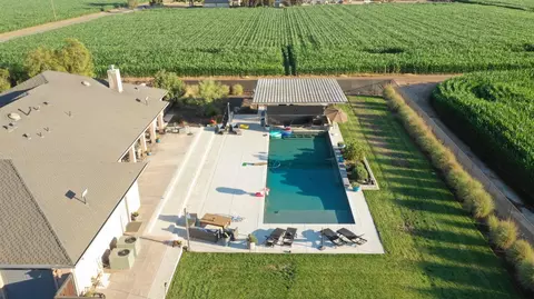 Exterior - 5569 Tegner Rd, Hilmar, CA 95324 photo 10 of 15