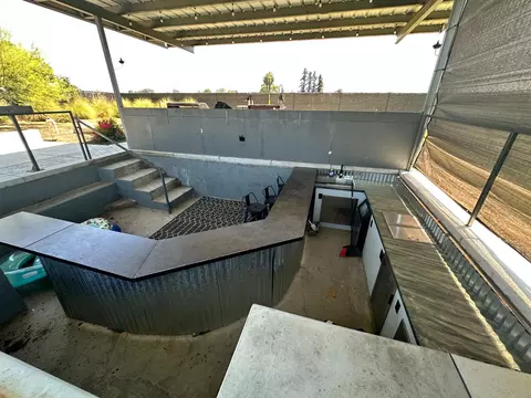 Kitchen - 5569 Tegner Rd, Hilmar, CA 95324 photo 12 of 14