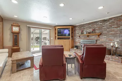Living - 4806 Hammett Rd, Modesto, CA 95358 photo 1 of 1
