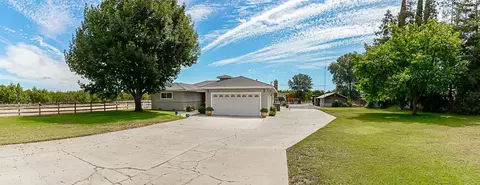 Exterior - 4806 Hammett Rd, Modesto, CA 95358 photo 3 of 13