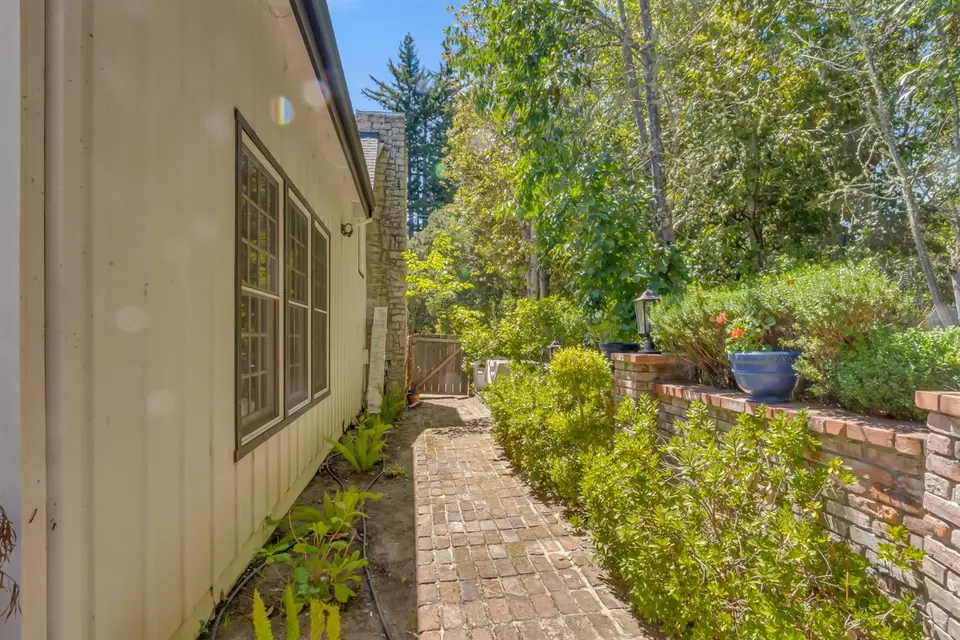 Exterior - 800 Rebecca Dr, Boulder Creek, CA 95006 photo 17 of 41