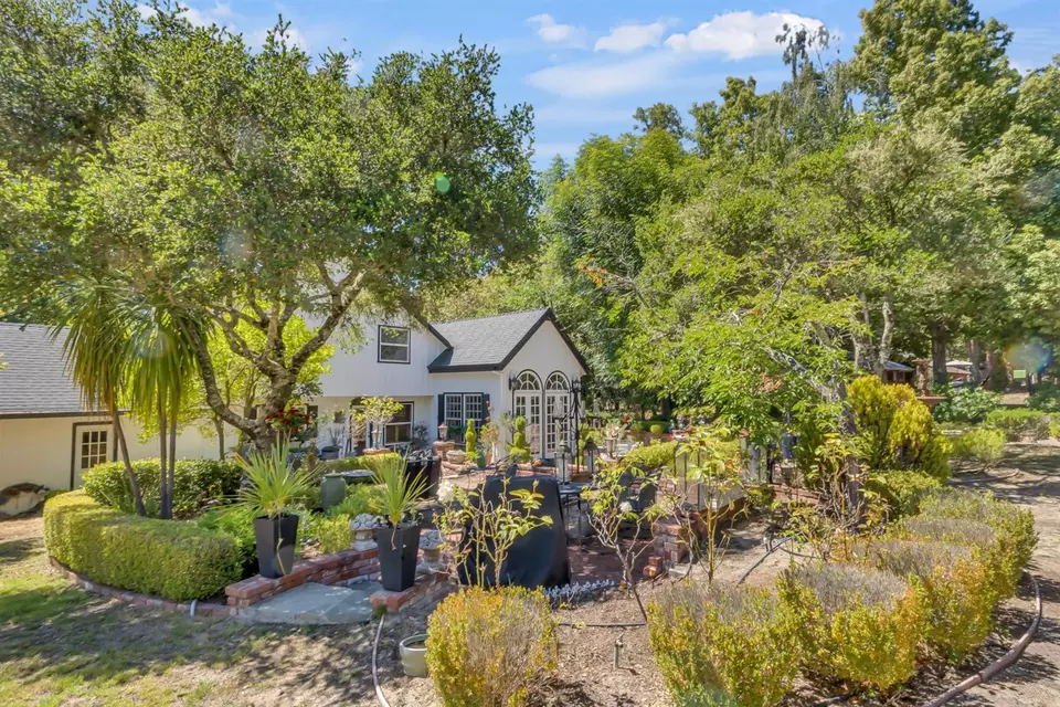Exterior - 800 Rebecca Dr, Boulder Creek, CA 95006 photo 32 of 41