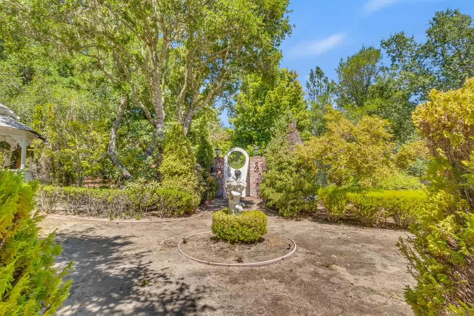 Exterior - 800 Rebecca Dr, Boulder Creek, CA 95006 photo 24 of 41