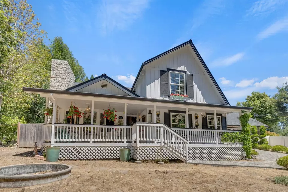 Exterior - 800 Rebecca Dr, Boulder Creek, CA 95006 photo 7 of 41