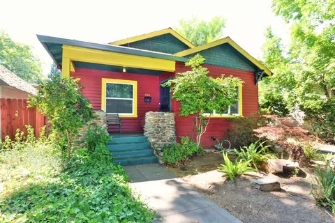 320 24th St, Sacramento, CA 95816