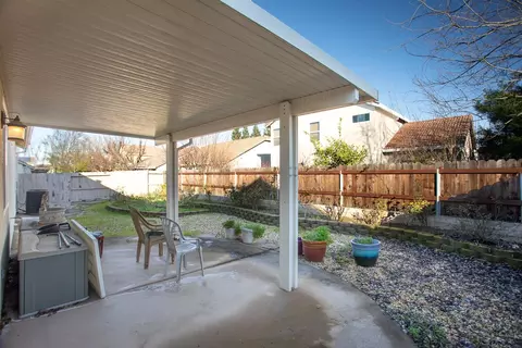 Exterior - 1920 Indiana St, Gridley, CA 95948 photo 7 of 11