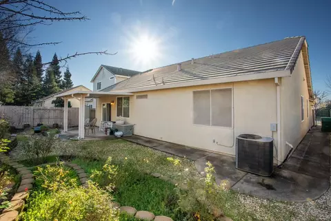 Exterior - 1920 Indiana St, Gridley, CA 95948 photo 10 of 11