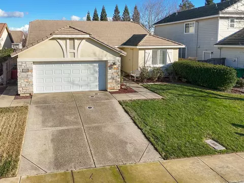 Exterior - 1920 Indiana St, Gridley, CA 95948 photo 2 of 11