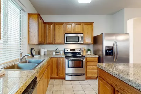 Kitchen - 1920 Indiana St, Gridley, CA 95948 photo 4 of 7
