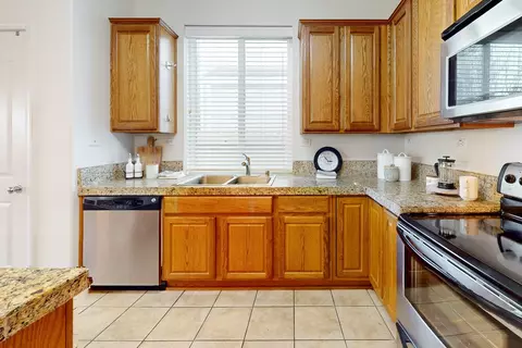Kitchen - 1920 Indiana St, Gridley, CA 95948 photo 3 of 7