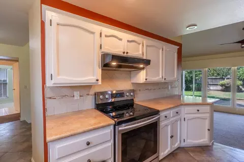 1113 Sonoma Ave, Modesto, CA 95355 photo 8
