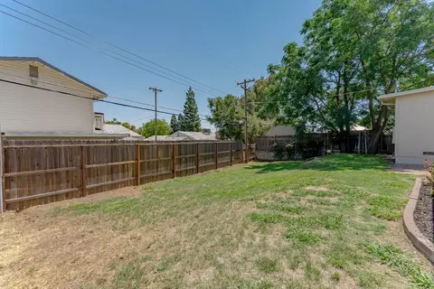 6036 Ellerslee Dr, Carmichael, CA 95608 photo 32
