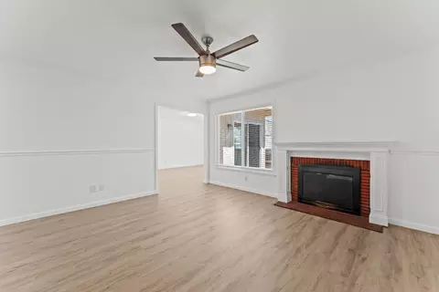 6036 Ellerslee Dr, Carmichael, CA 95608 photo 5