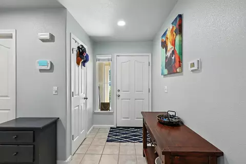 6045 Lea Ct, Winton, CA 95388 photo 2