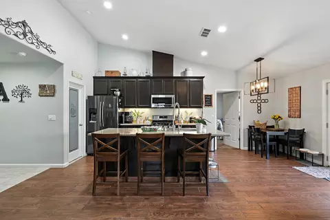 6045 Lea Ct, Winton, CA 95388 photo 3