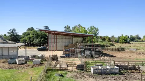 Exterior - 2043 Poland Rd, Modesto, CA 95358 photo 22 of 28