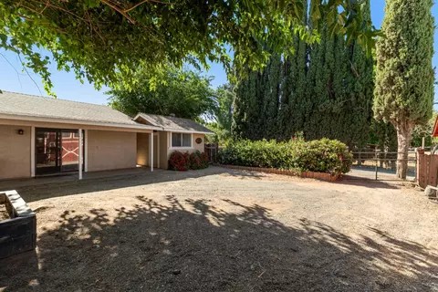 Exterior - 2043 Poland Rd, Modesto, CA 95358 photo 9 of 28
