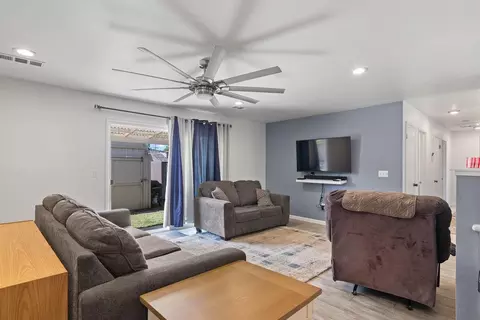 1904 Hunt Ave, Modesto, CA 95350 photo 12