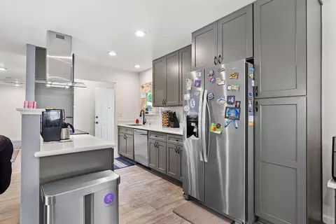 1904 Hunt Ave, Modesto, CA 95350 photo 9