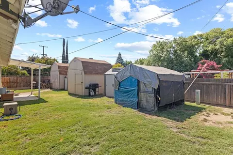 1904 Hunt Ave, Modesto, CA 95350 photo 28