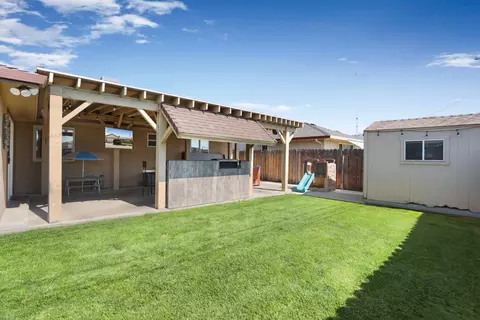 Exterior - 1133 S Orange Ave, Lodi, CA 95240 photo 8 of 11