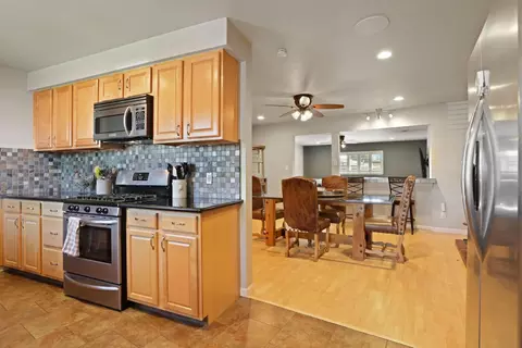 Kitchen - 1133 S Orange Ave, Lodi, CA 95240 photo 8 of 8