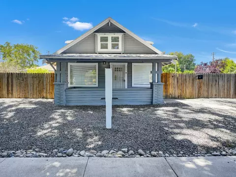 Other - 613 14th St, Modesto, CA 95354 photo 2 of 7