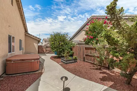 728 Bobcat Ln, Manteca, CA 95336 photo 49
